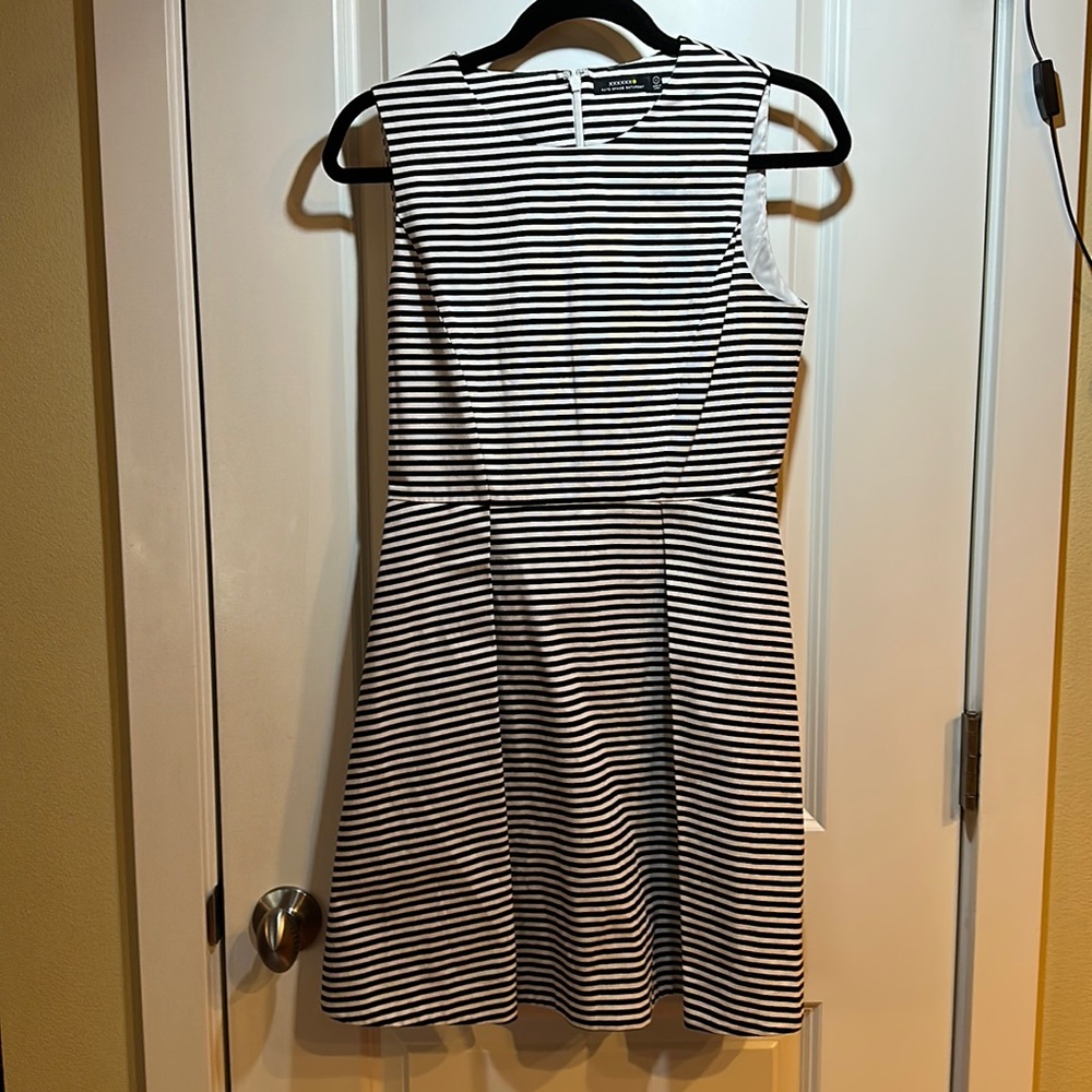 Kate spade Saturday navy and white dress